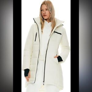 Orolay  Mid-Length Down Jacket with Premium Duck Down | 700+ Fill Power xs